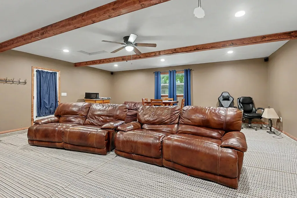 14898 SW 210th Rose Hill KS 67133
