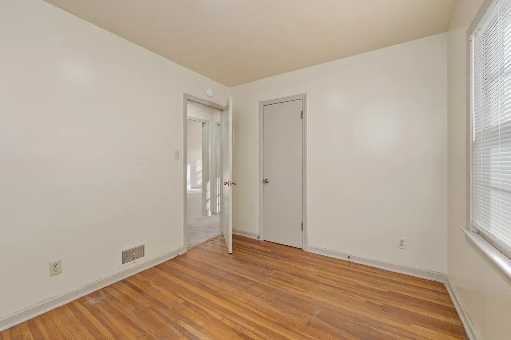 6124 E Harry Street Wichita KS 67218