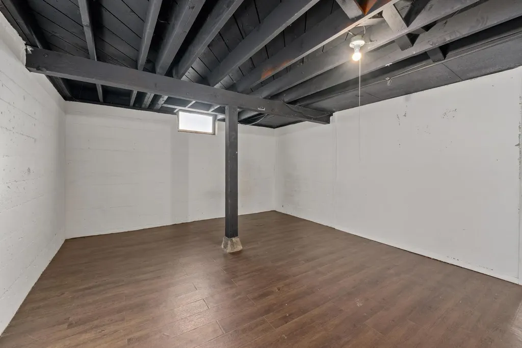 6124 E Harry Street Wichita KS 67218