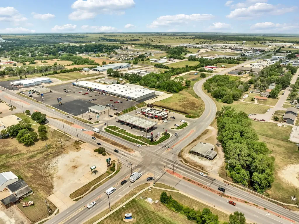 222 N Millheisler Road El Dorado KS 67042
