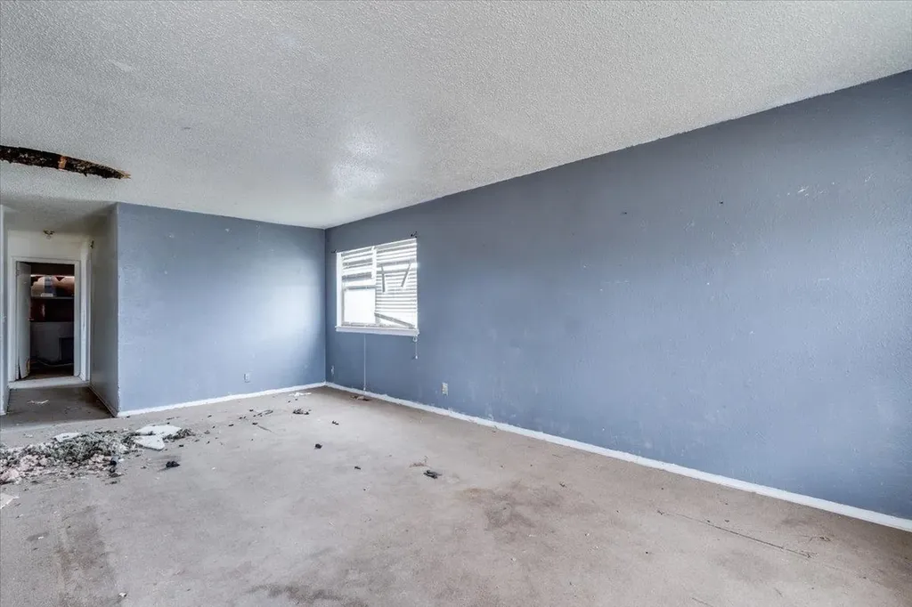 1614 E Del Mar Street Wichita KS 67216