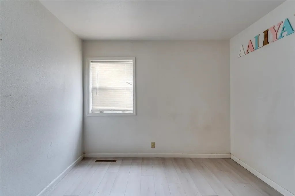 1608 E Catalina Street Wichita KS 67216