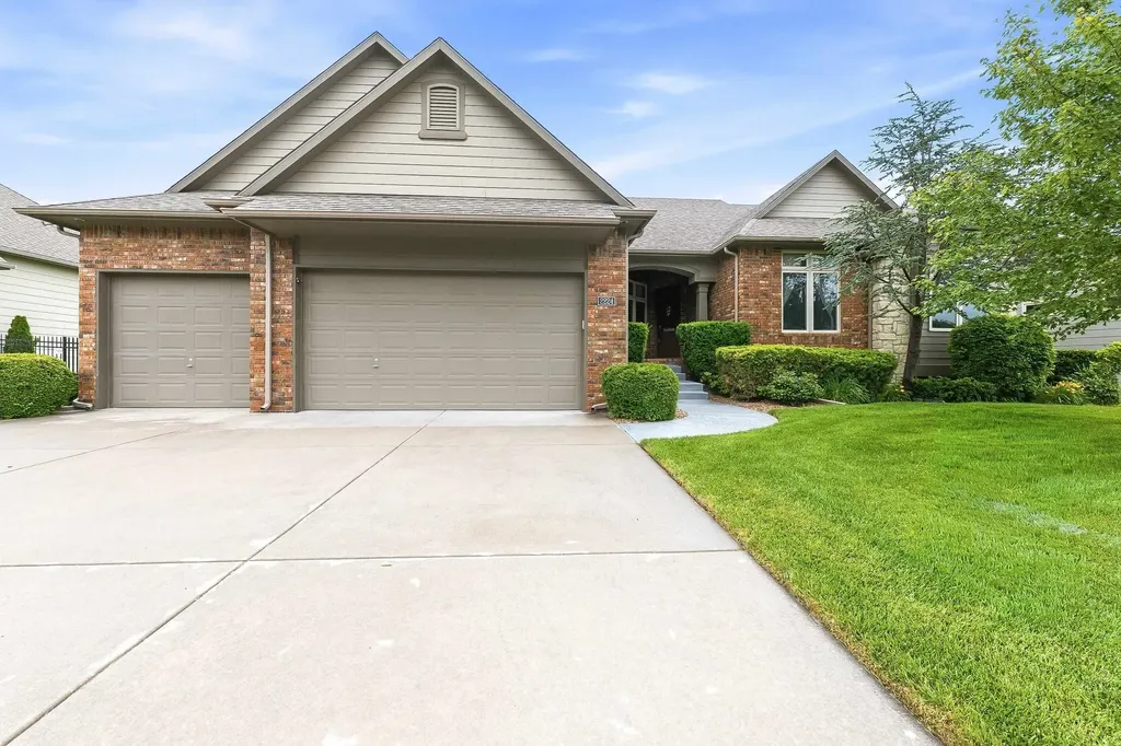 2224 N Rough Creek Road Derby KS 67037