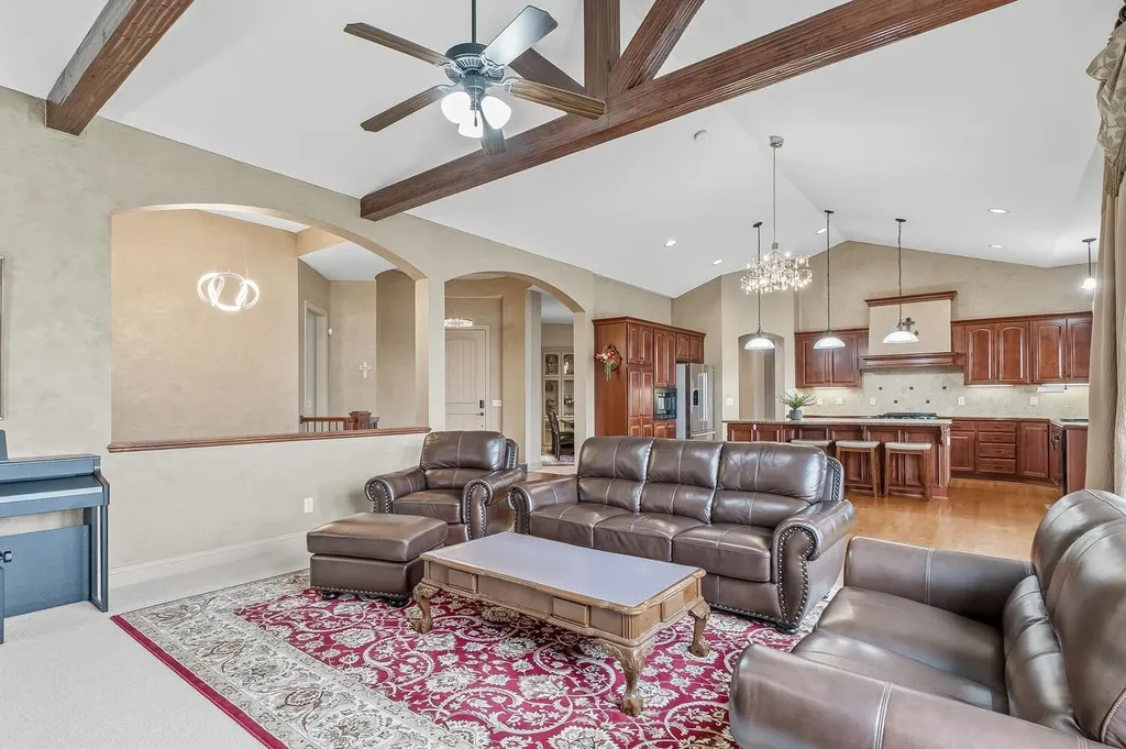 2224 N Rough Creek Road Derby KS 67037