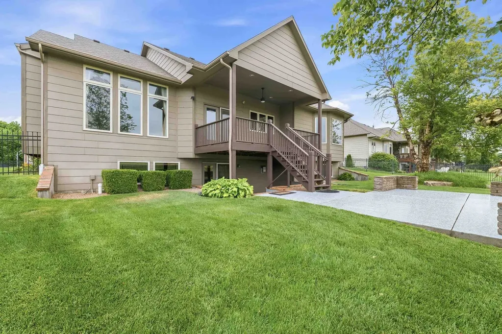 2224 N Rough Creek Road Derby KS 67037