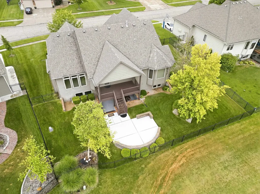 2224 N Rough Creek Road Derby KS 67037