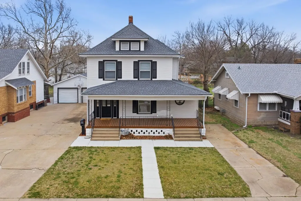212 S Glenn Wichita KS 67213