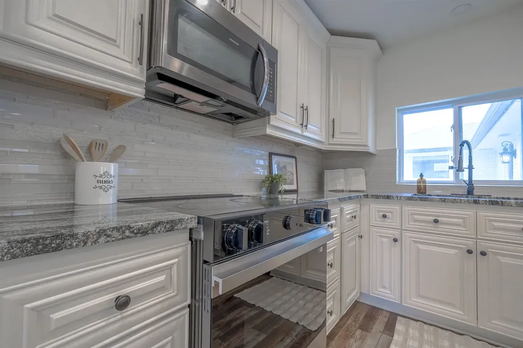 104 N Burr Oak Road Wichita KS 67206