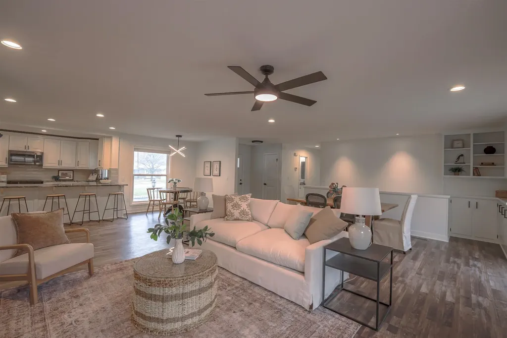 104 N Burr Oak Road Wichita KS 67206