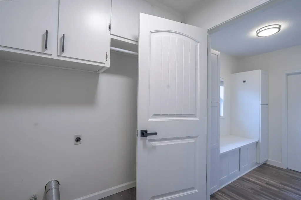 104 N Burr Oak Road Wichita KS 67206
