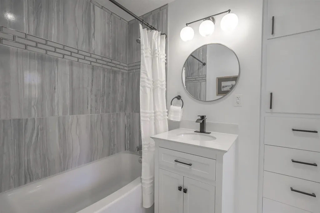 104 N Burr Oak Road Wichita KS 67206