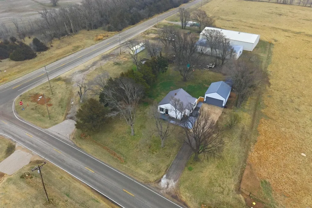 1520 S 383rd Street W Cheney KS 67025