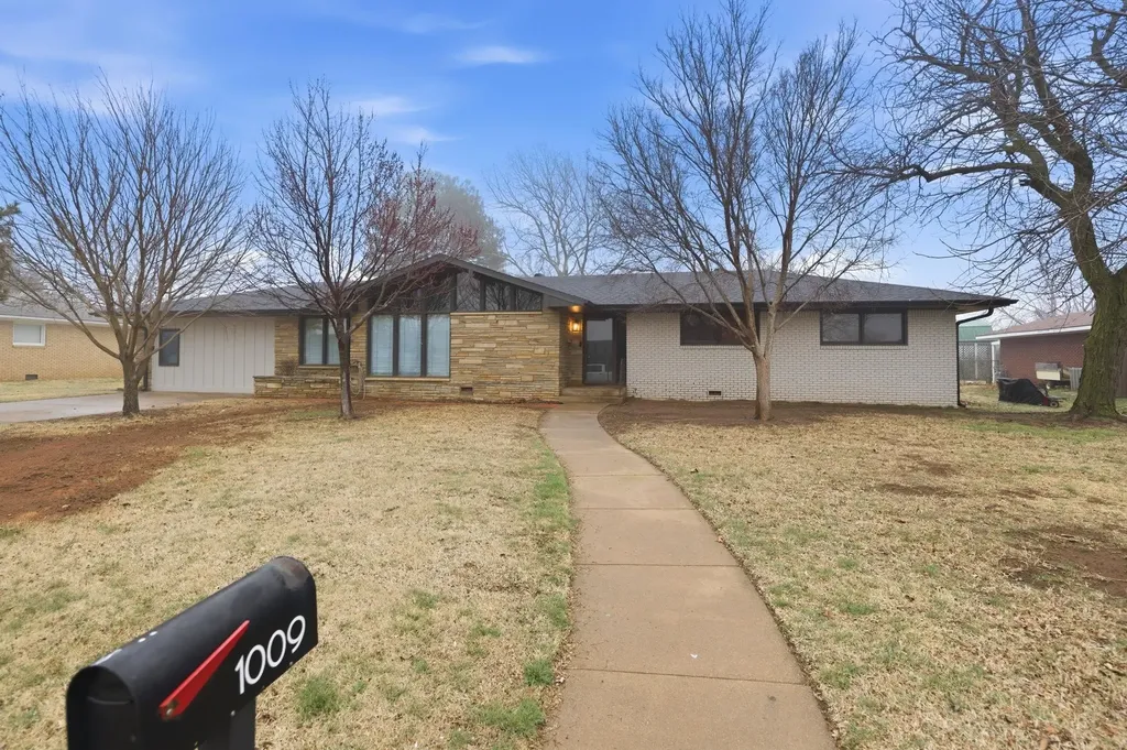 1009 N Anthony Anthony KS 67003