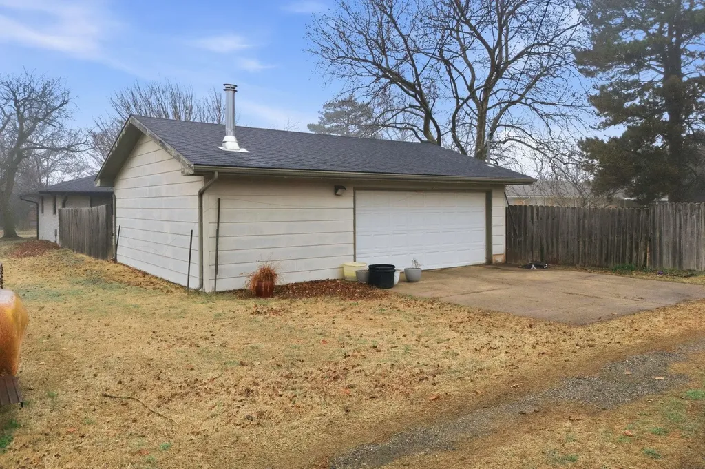 1009 N Anthony Anthony KS 67003