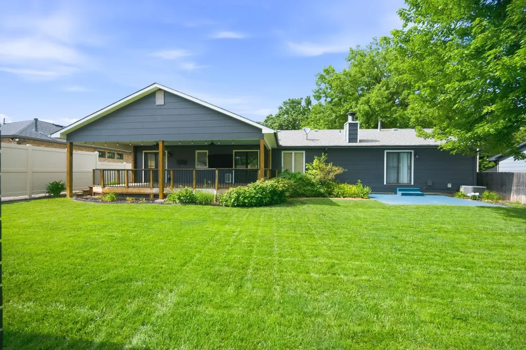 9221 W Douglas Avenue Wichita KS 67209