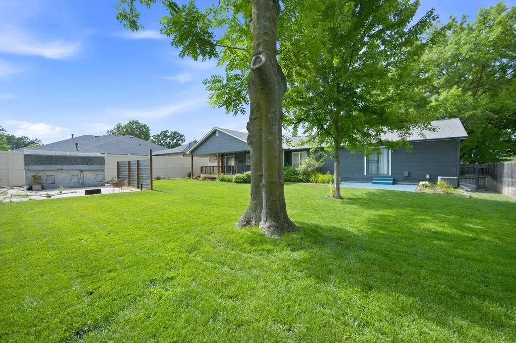 9221 W Douglas Avenue Wichita KS 67209