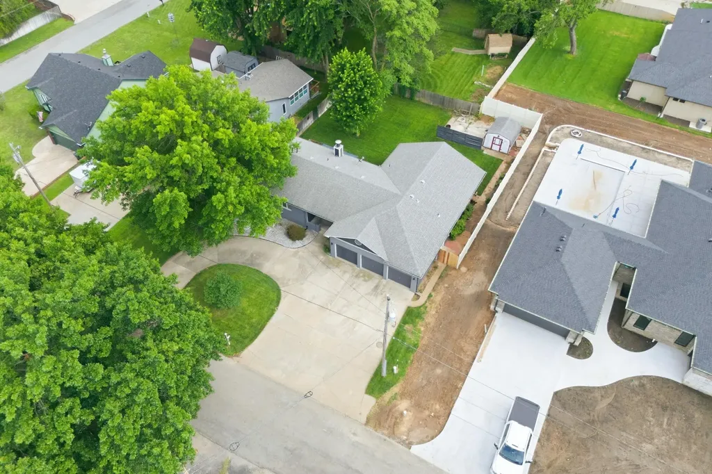 9221 W Douglas Avenue Wichita KS 67209
