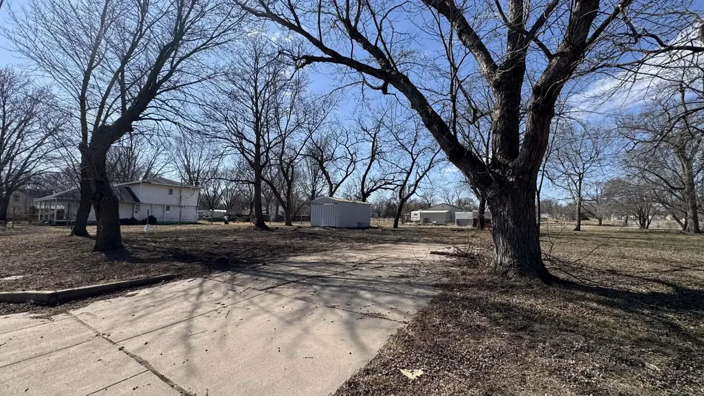 907 N Gordy Street El Dorado KS 67042
