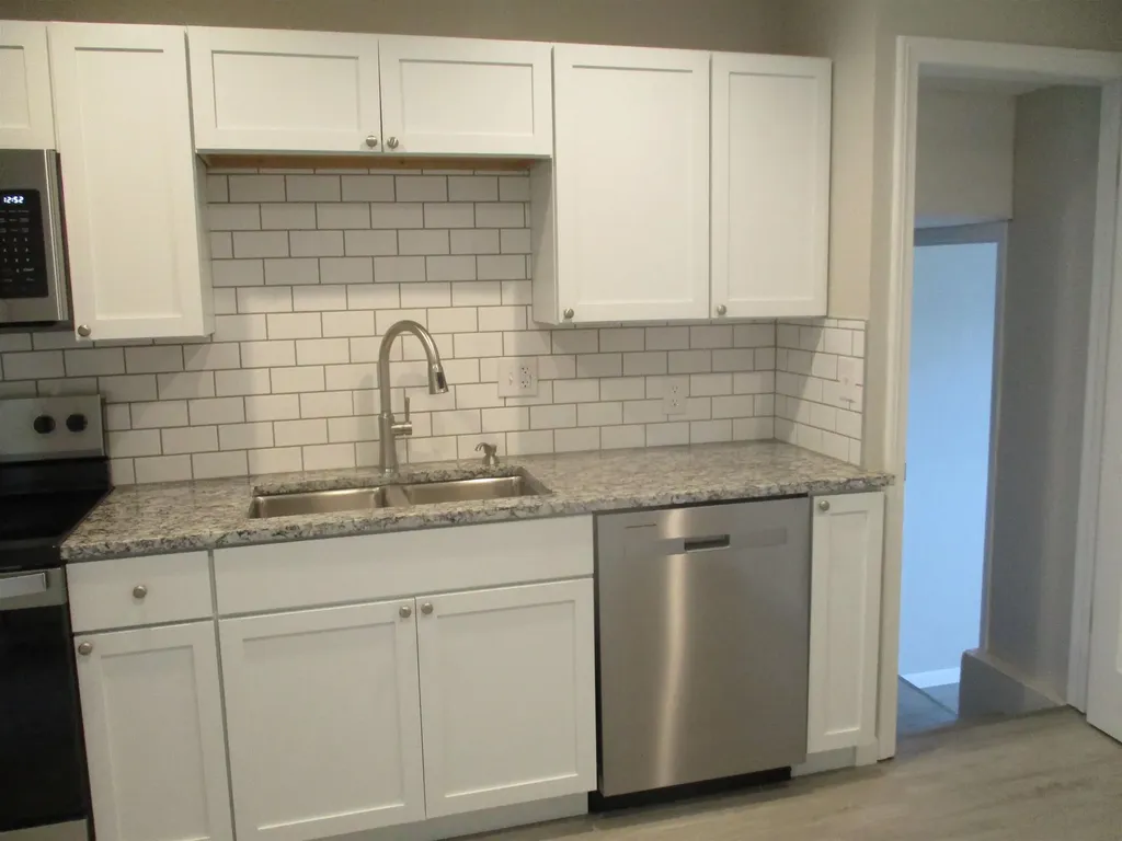 3206 W Macarthur Road Wichita KS 67217