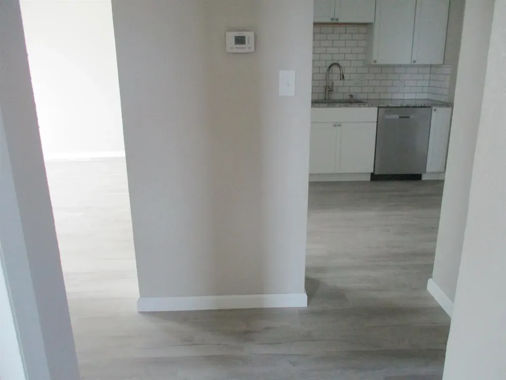 3206 W Macarthur Road Wichita KS 67217