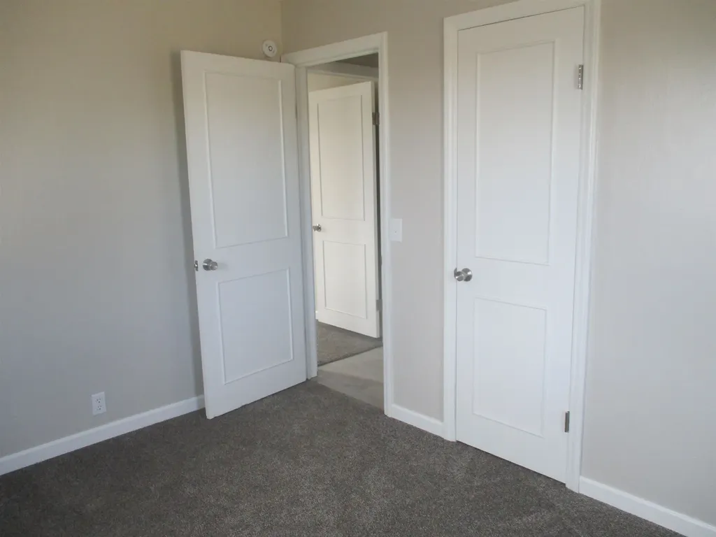 3206 W Macarthur Road Wichita KS 67217