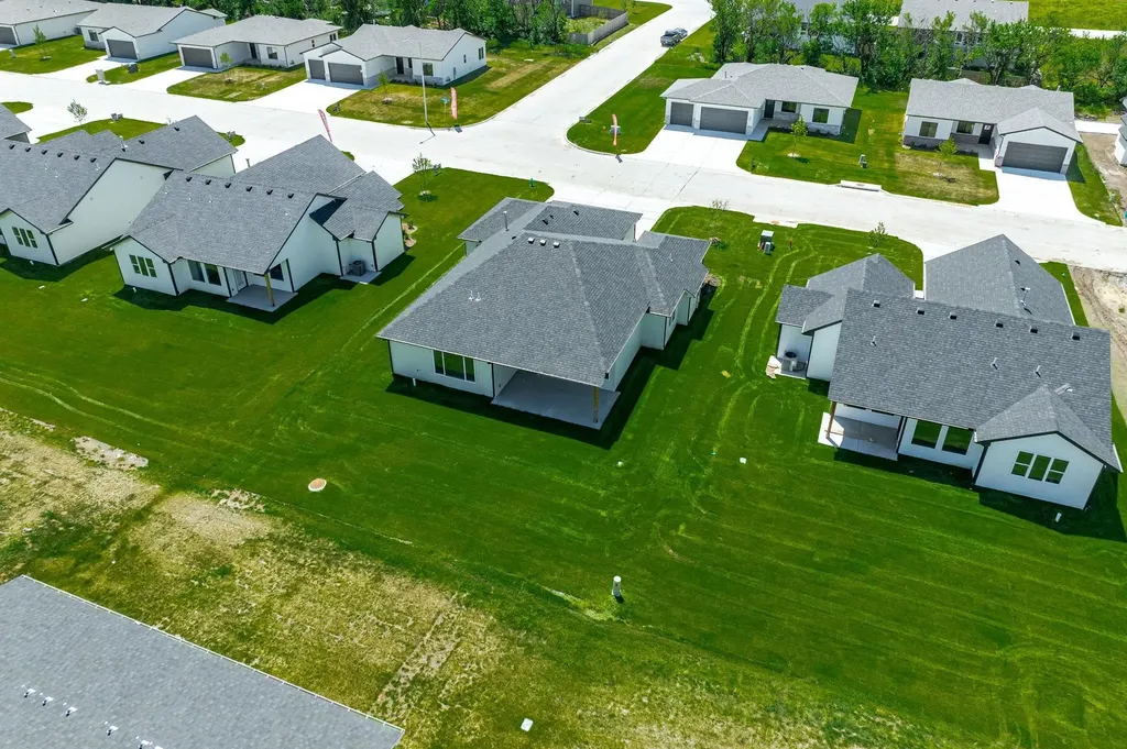 508 E Elmwood Street Park City KS 67147