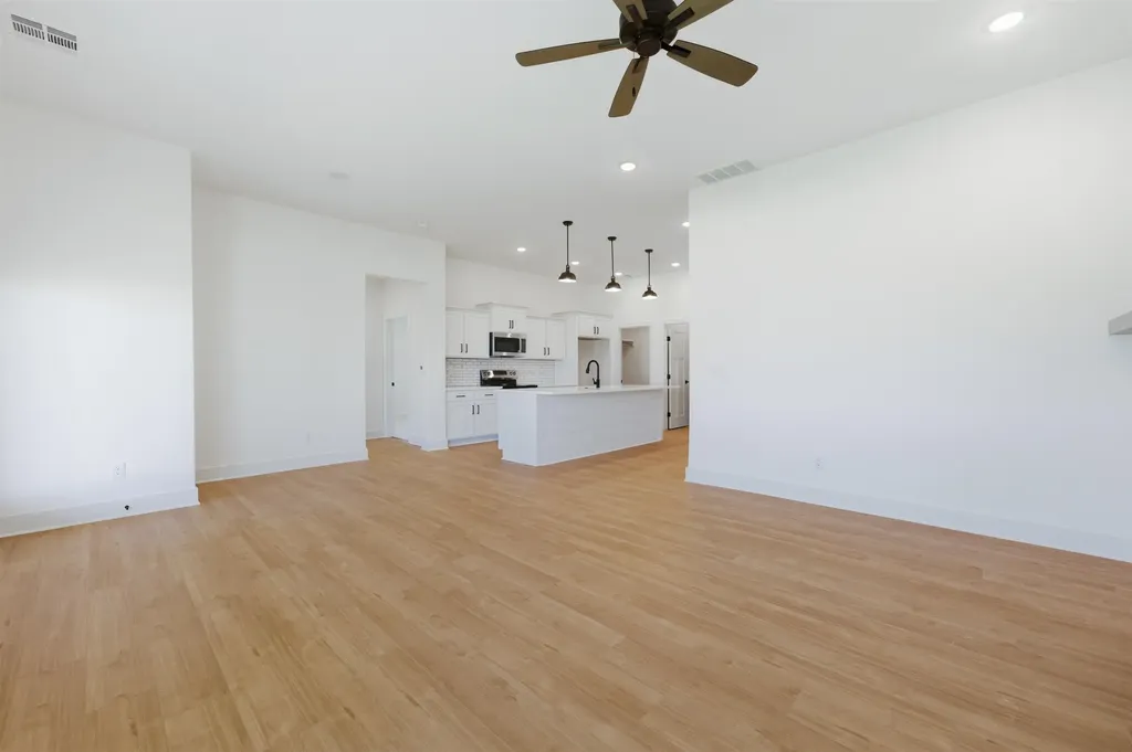 508 E Elmwood Street Park City KS 67147