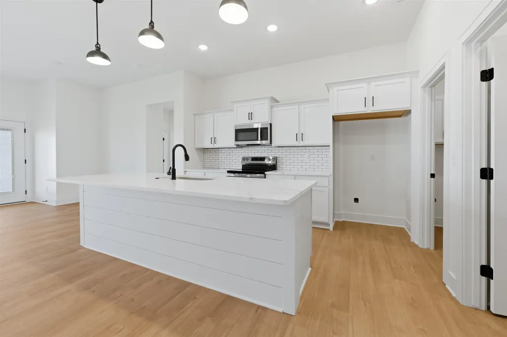 508 E Elmwood Street Park City KS 67147