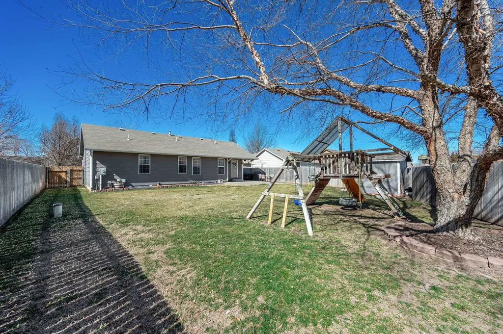 1616 N Redbarn Street Wichita KS 67212