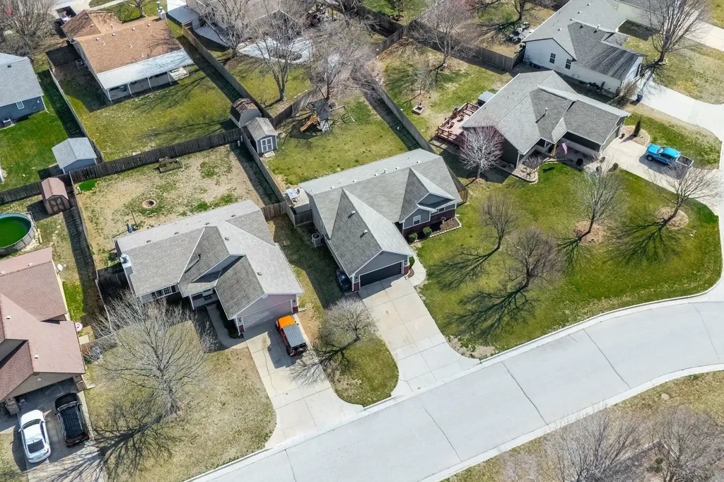 1616 N Redbarn Street Wichita KS 67212
