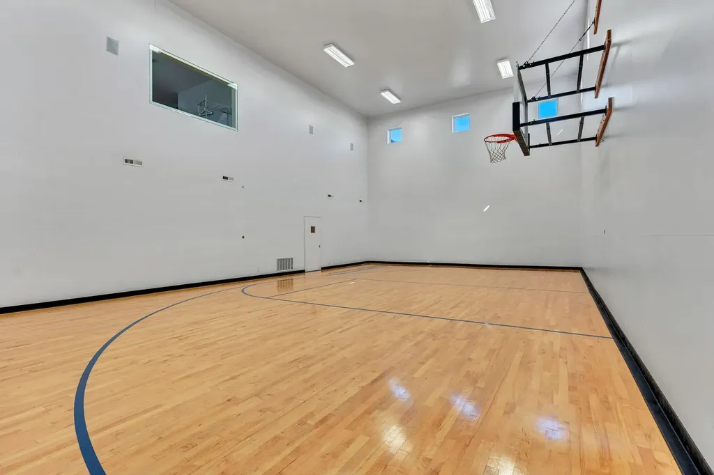 2324 N Rosemont Court Wichita KS 67228