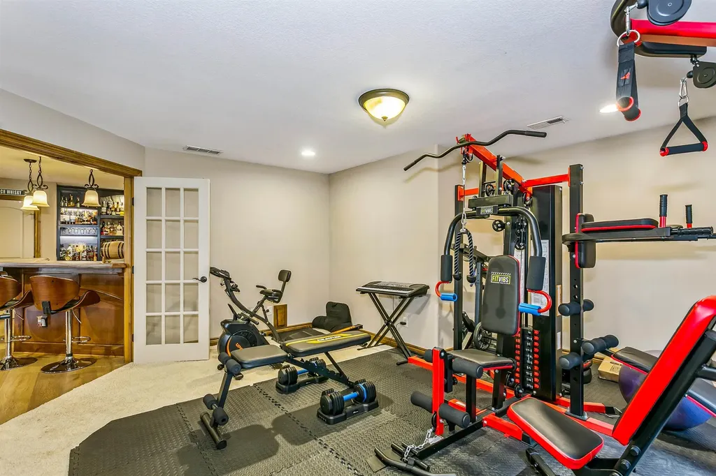 2550 N Rosemont Court Wichita KS 67228