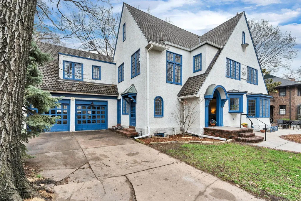 434 N Belmont Wichita KS 67208