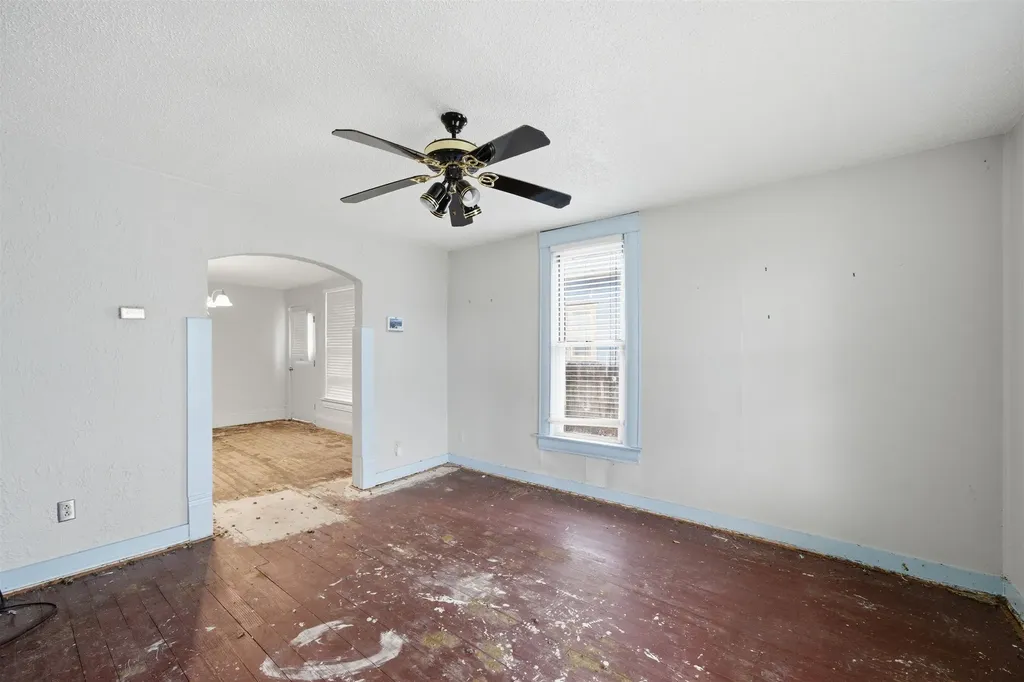 1308 S Market Street Wichita KS 67211