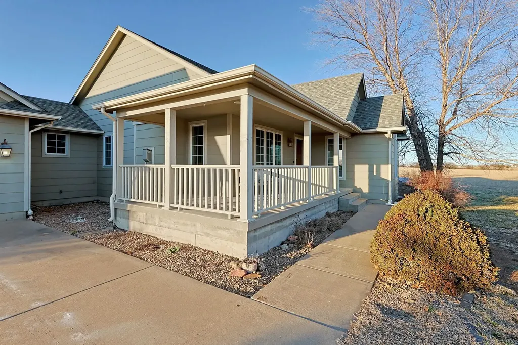 17776 SW Tawakoni Road Rose Hill KS 67133