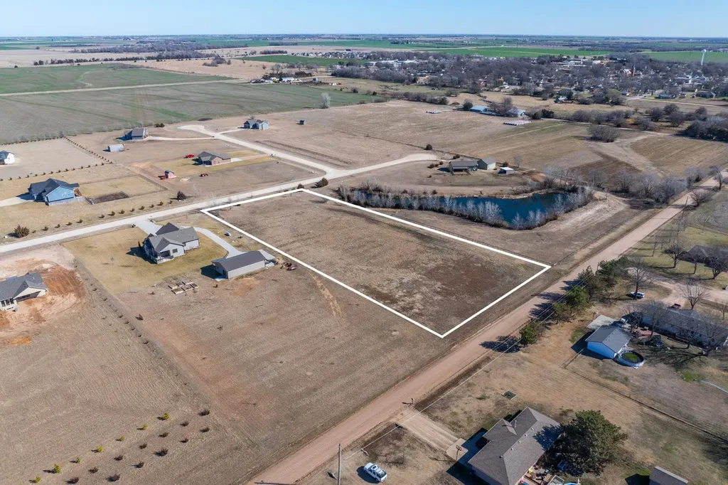 000 W Siedl Drive Garden Plain KS 67050