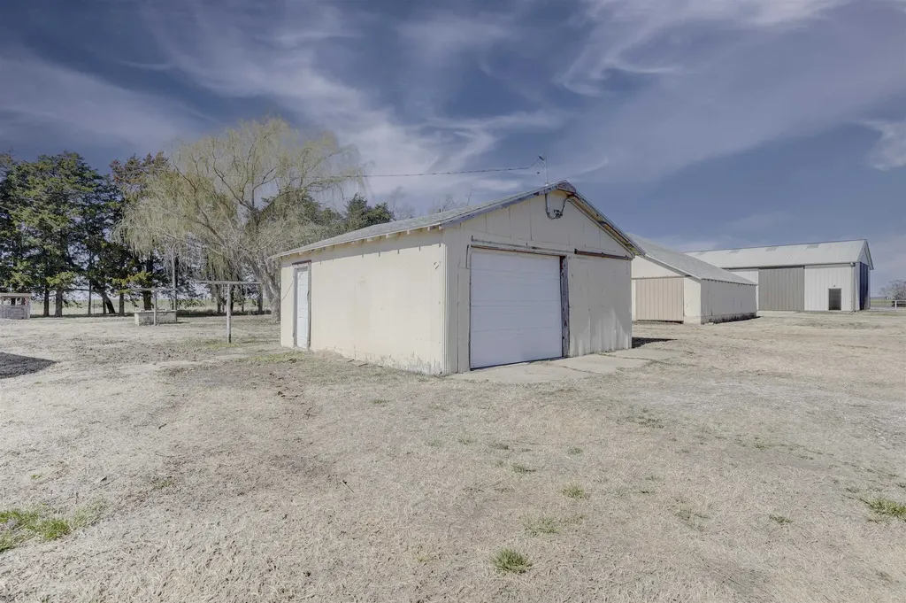 4392 302nd Road Arkansas City KS 67005