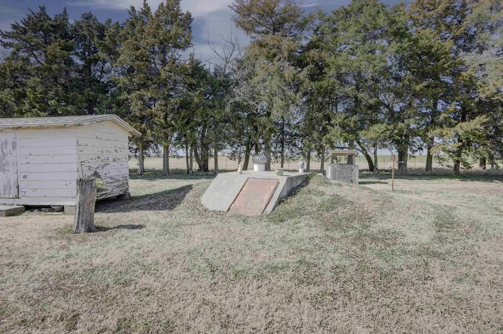 4392 302nd Road Arkansas City KS 67005
