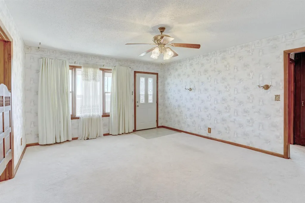 4392 302nd Road Arkansas City KS 67005