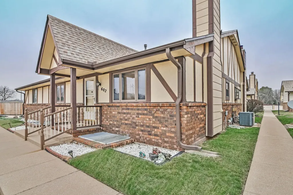 3536 W 2nd Street N Wichita KS 67203