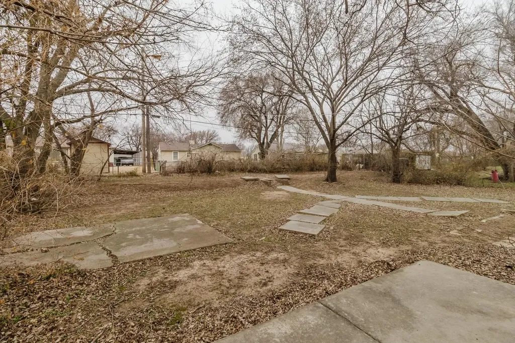 2709 N Green Wichita KS 67219