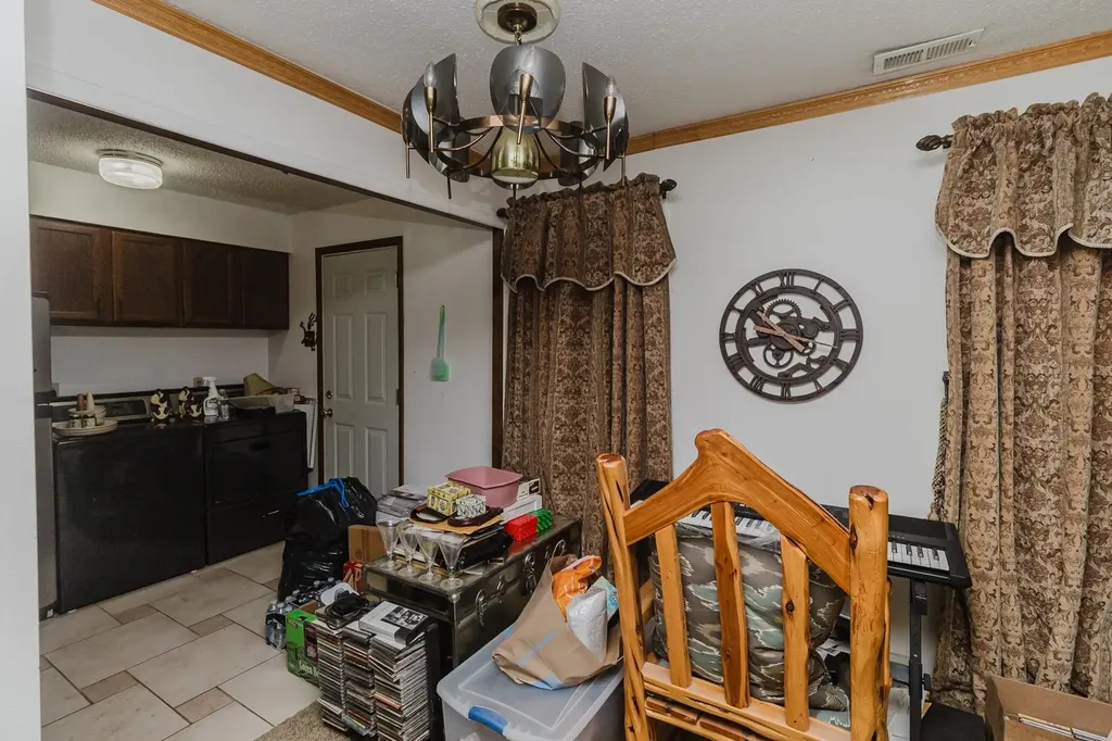 2709 N Green Wichita KS 67219