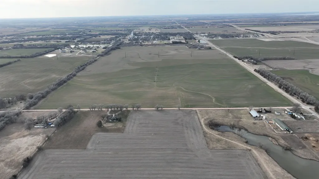 28719 W Harry Street Garden Plain KS 67050