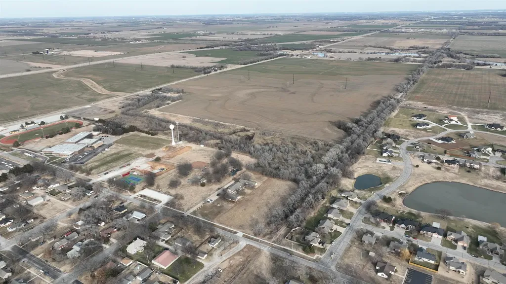 28719 W Harry Street Garden Plain KS 67050