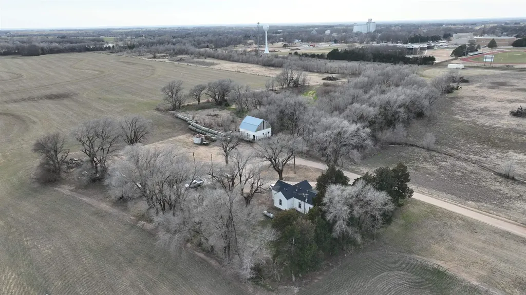 28719 W Harry Street Garden Plain KS 67050