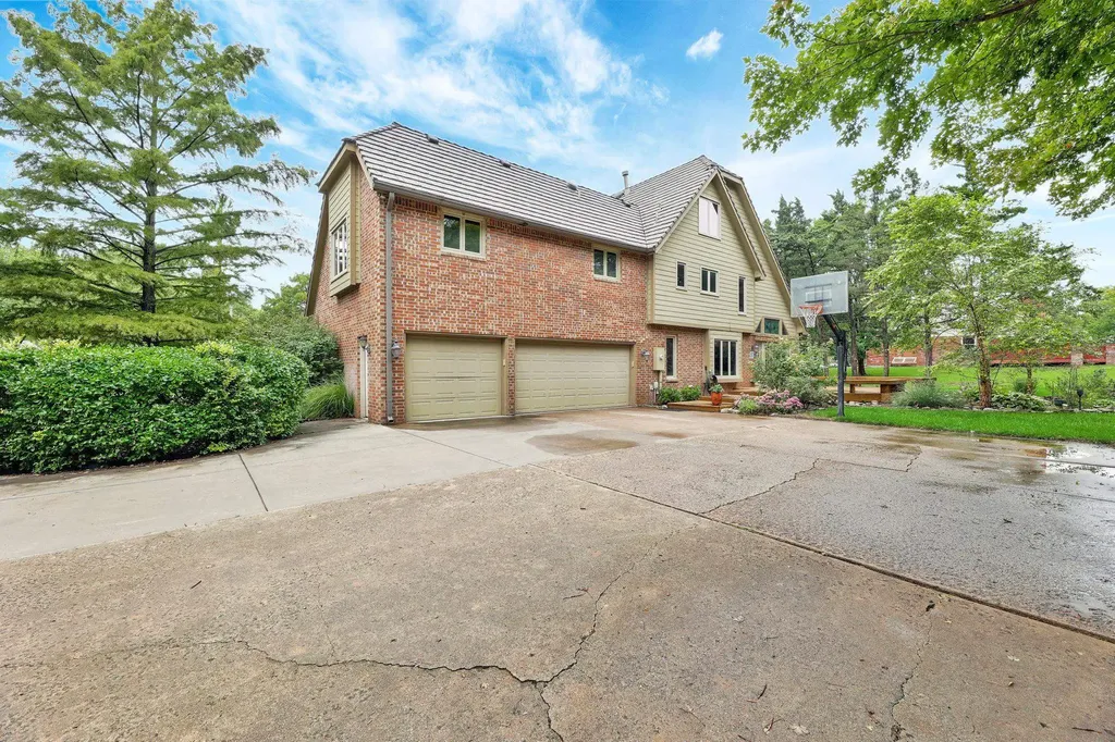 16 N Sagebrush Street Wichita KS 67230
