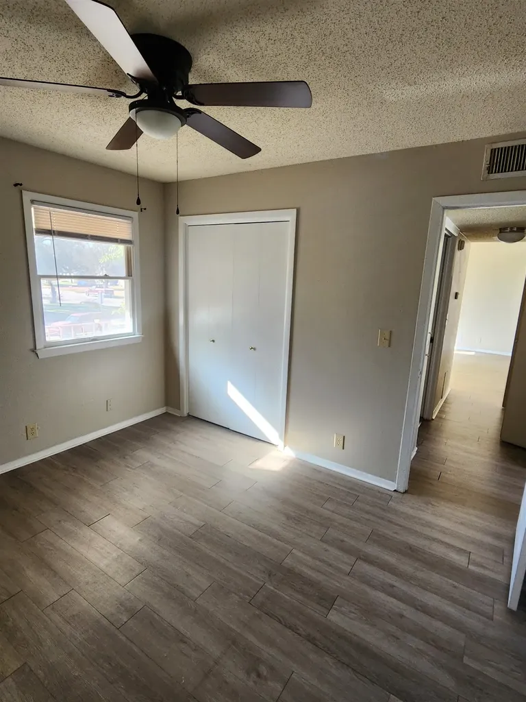 1646 S Fern Street Wichita KS 67213