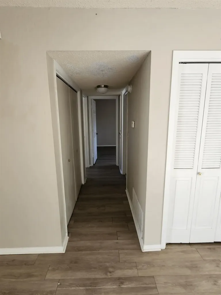 1646 S Fern Street Wichita KS 67213