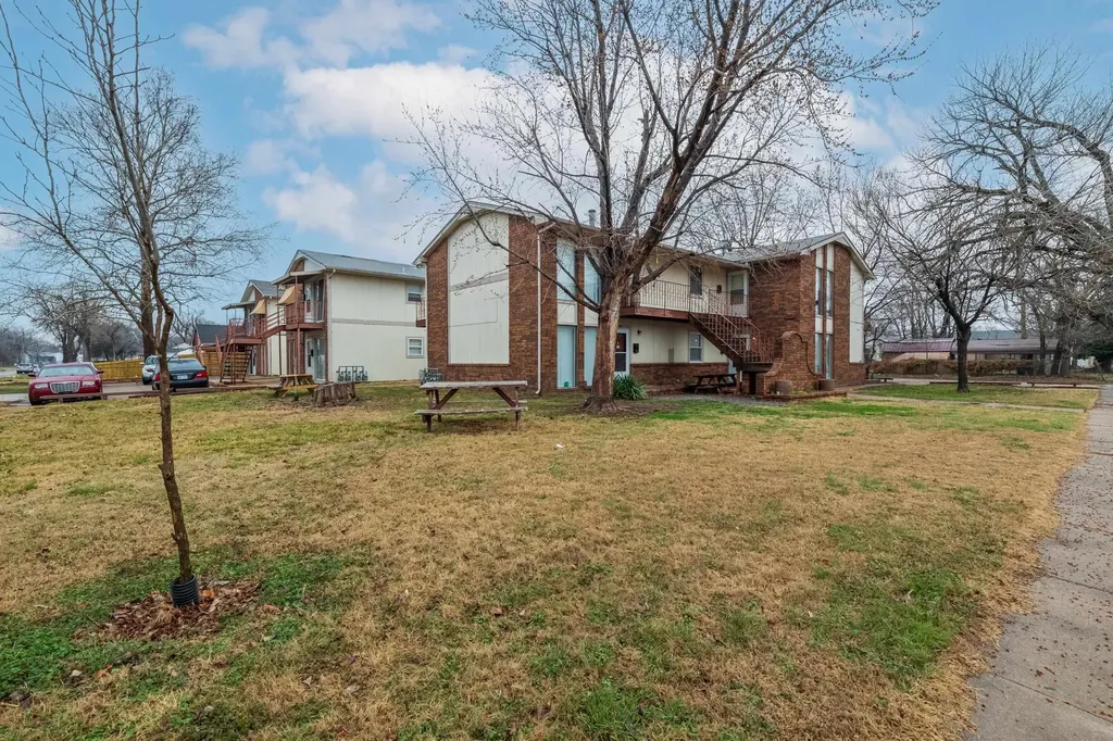 1646 S Fern Street Wichita KS 67213