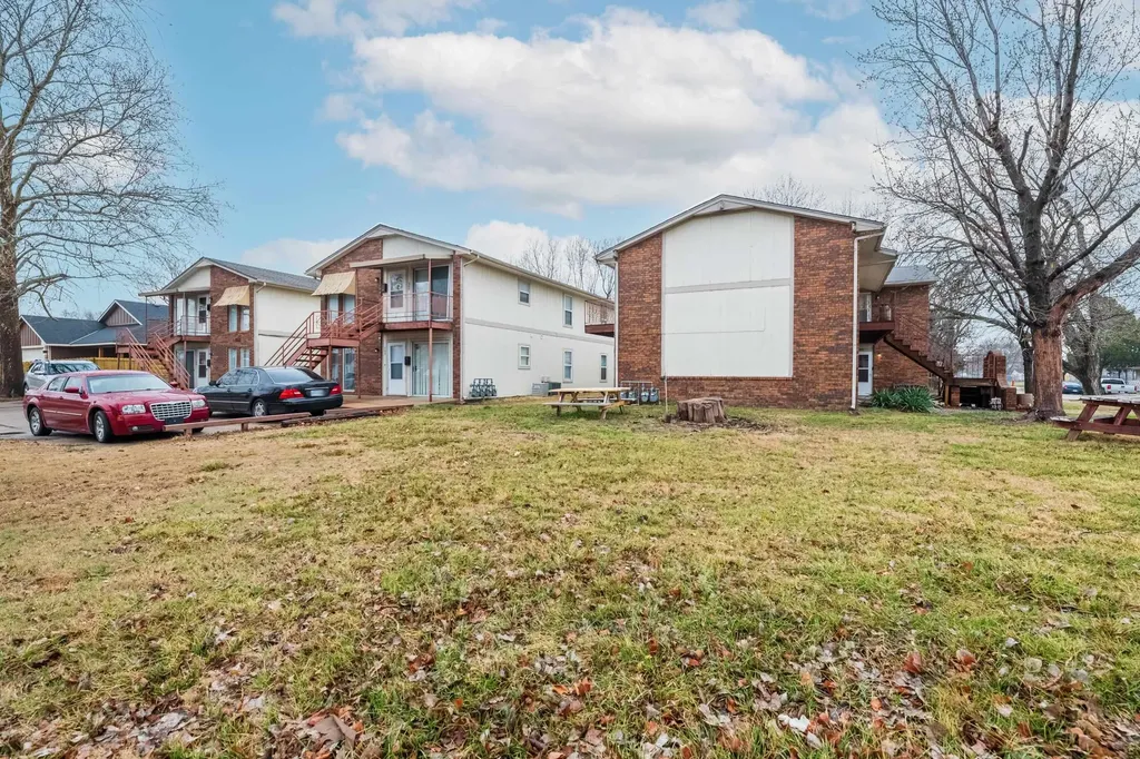 1646 S Fern Street Wichita KS 67213